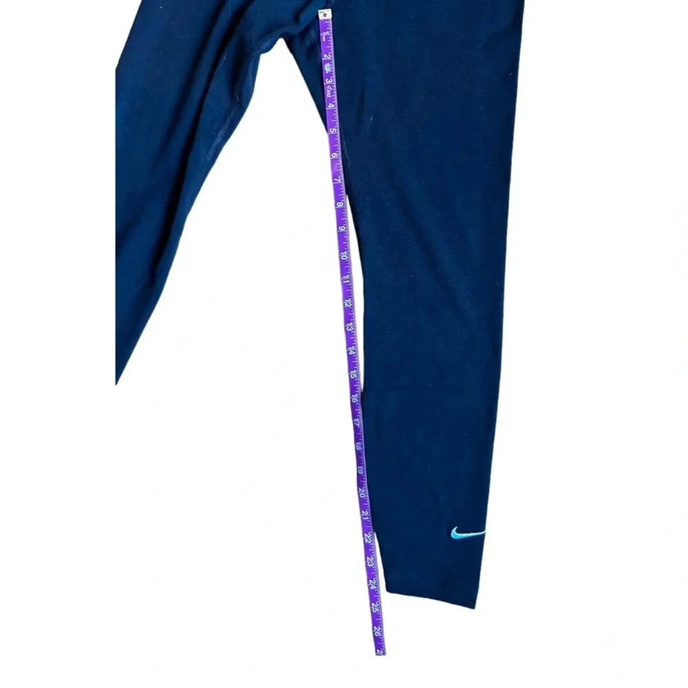 NIKE Tight Fit Mid Rise 7/8‎ Length Black Leggings Size S Women’s NWT
